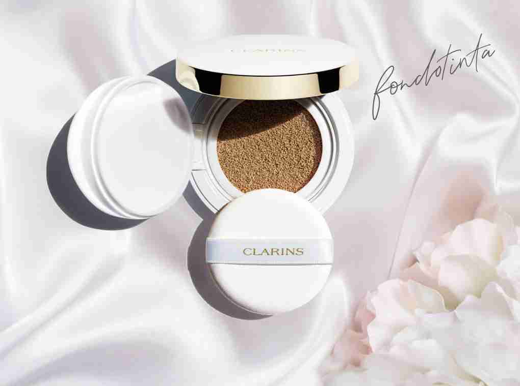 Fondotinta Clarins Everlasting Cushion SPF 50 Optimized clarins1.001