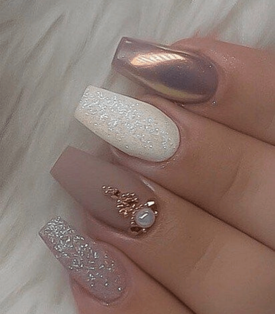 Nail Art Capodanno: tante idee da copiare