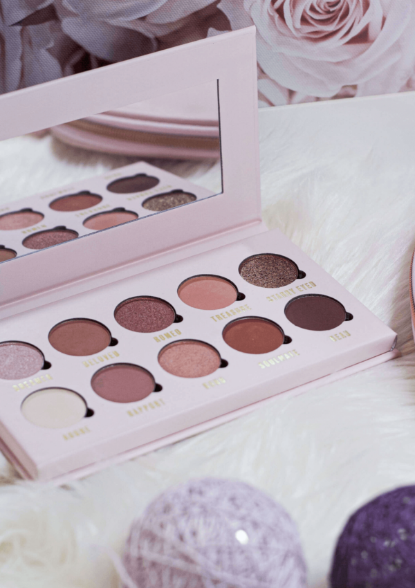 Obsession Be In Love With Eyeshadow Palette