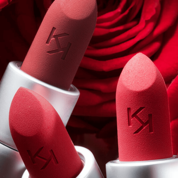 Kiko Powder Power Lipstick Rossetto leggero dal finish mat