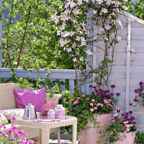 Tante idee per arredare il balcone