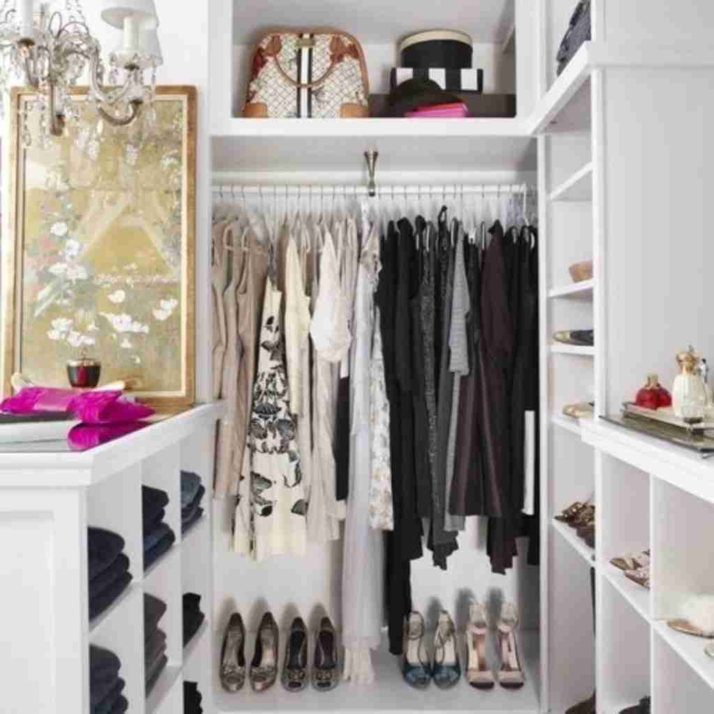 Come organizzare il guardaroba perfetto