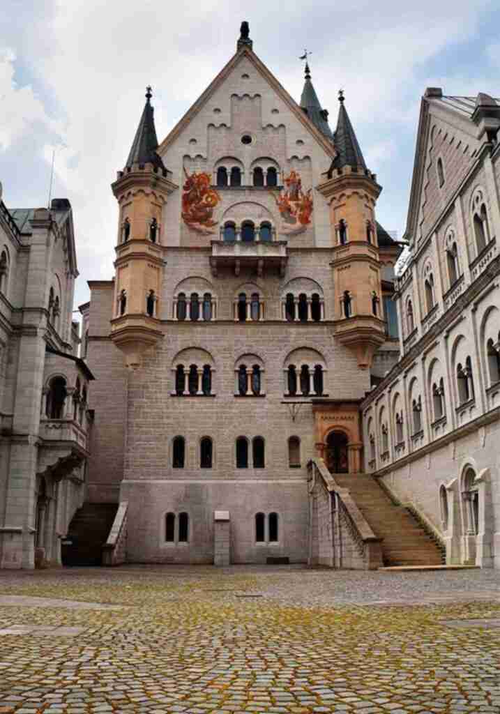 Il castello di Neuschwanstein
