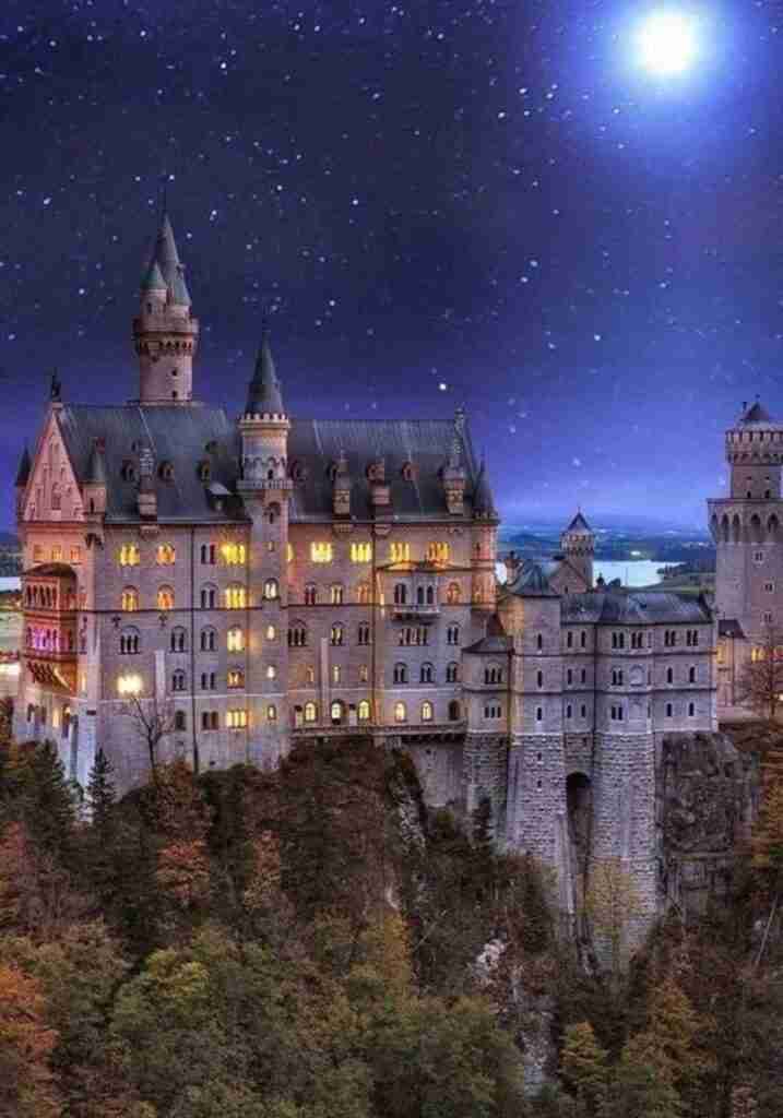 Il castello di Neuschwanstein