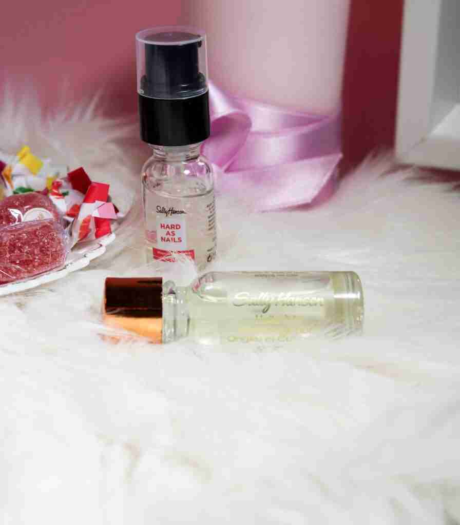 Manicure perfetta anche in casa con Sally Hansen