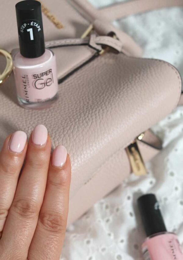 Smalti nude: i colori più belli