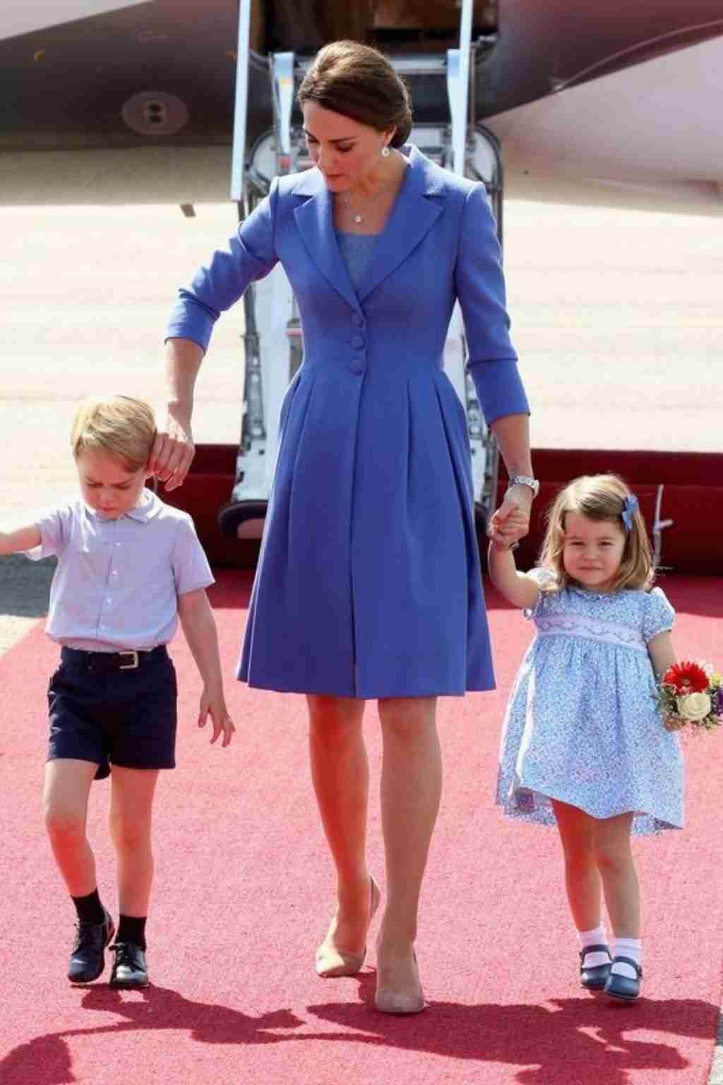 Elisabetta II ha detto no! Meghan ed Harry non potranno più salire sul balcone di Buckingham Palace