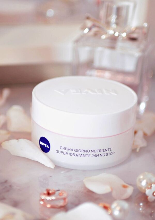 Nivea: Crema Giorno Nutriente
