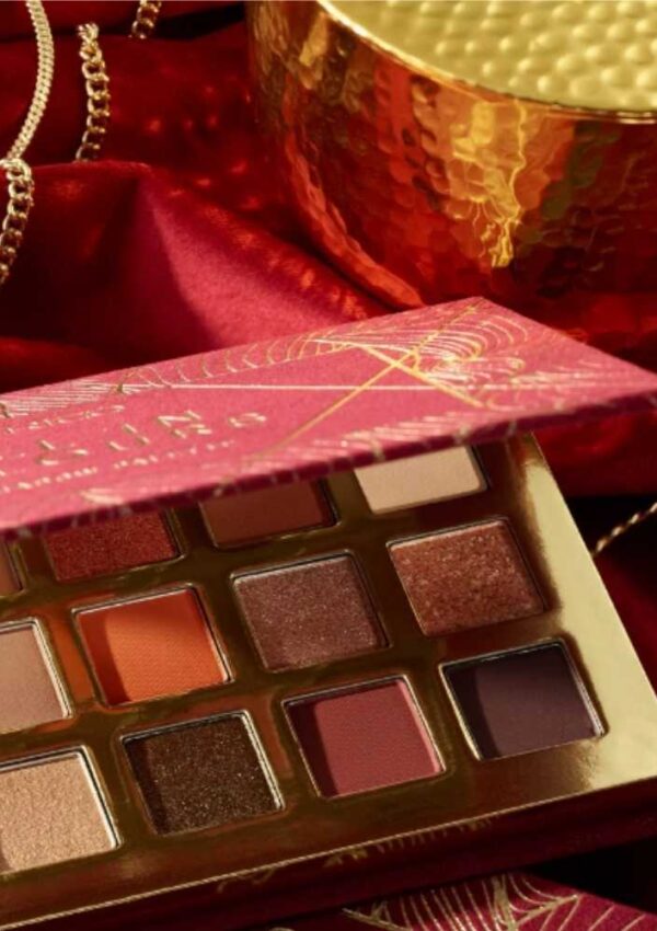all in Colours palette ombretti Catrice