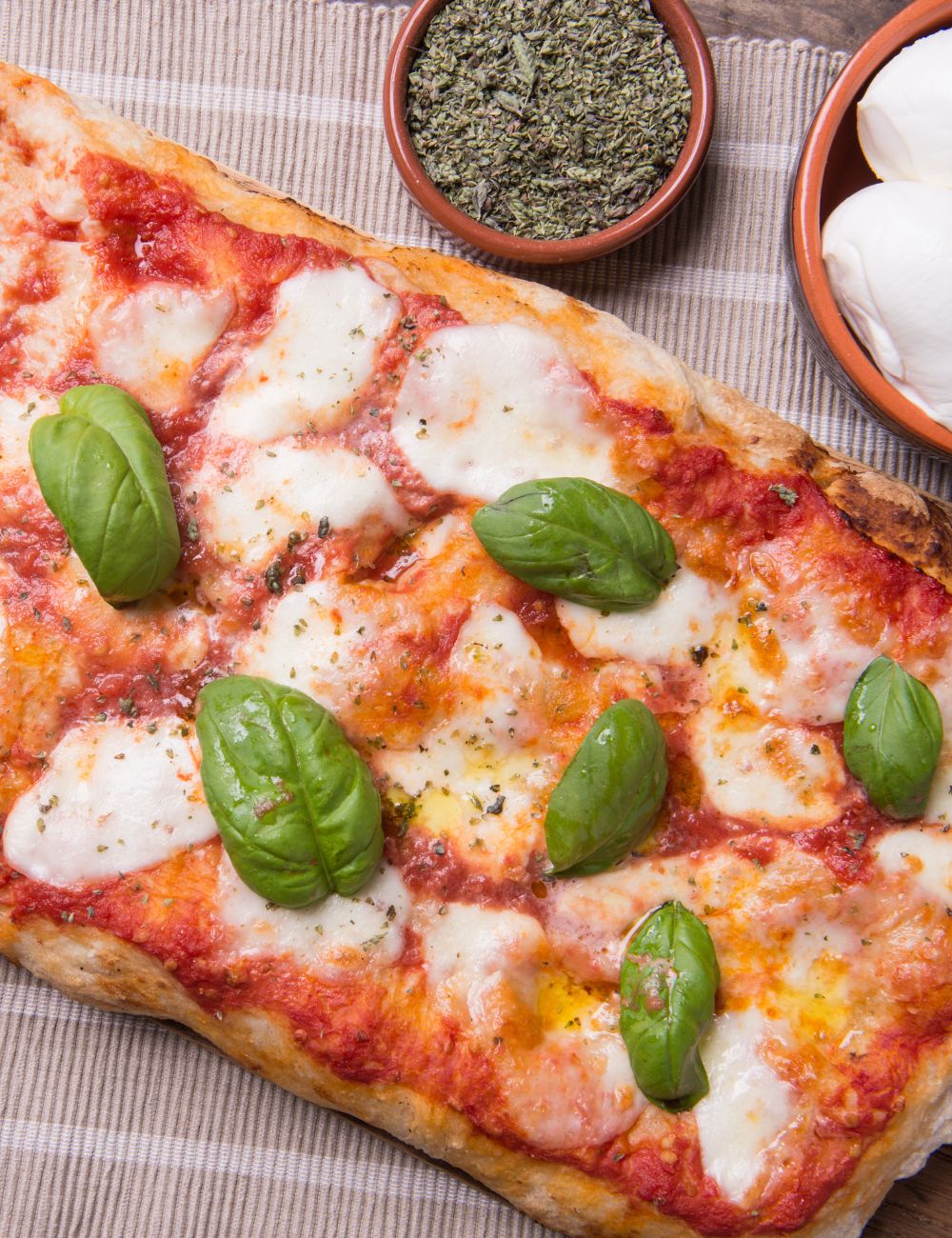 Pizza in Teglia Alta, Soffice e Croccante
