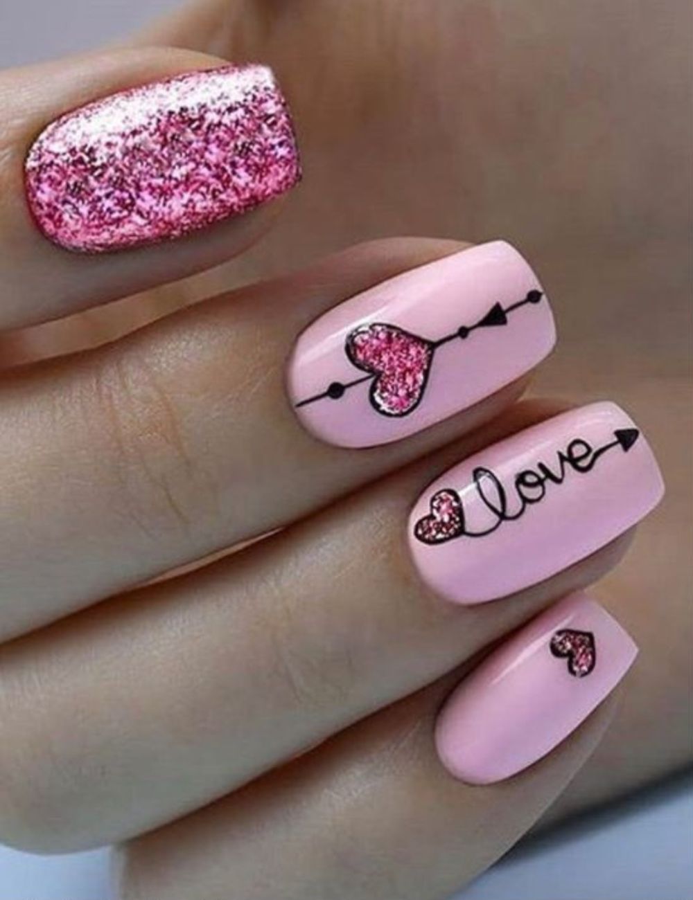 Nail Art romantiche per San Valentino