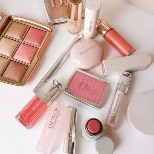 Come realizzare il trucco Parisian Pink Makeup