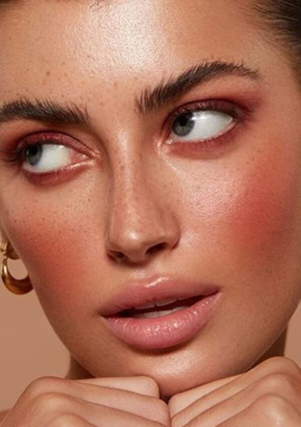 Tutte pazze per il sunburnt: il blush effetto scottatura