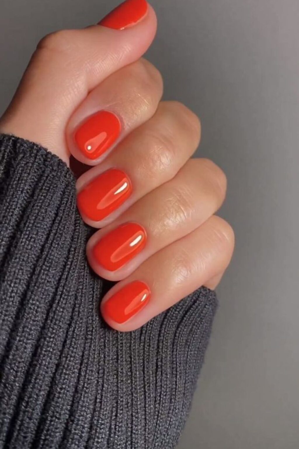 Rivivi l'estate sulle tue unghie: il fascino irresistibile dell'arancio