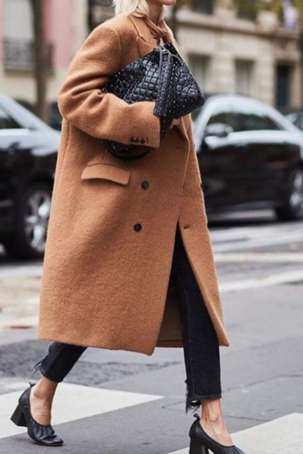 Cappotto color cammello, l'essenza dell'eleganza senza tempo